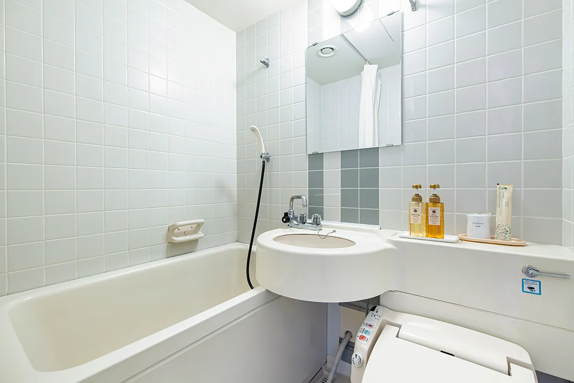 シャワールーム（ユニットバス）